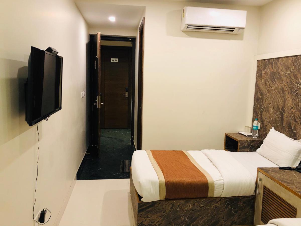 Motimahal Inn Haldwāni Esterno foto
